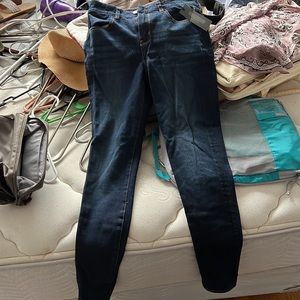 Brand new American Eagle hi-rise jeggings